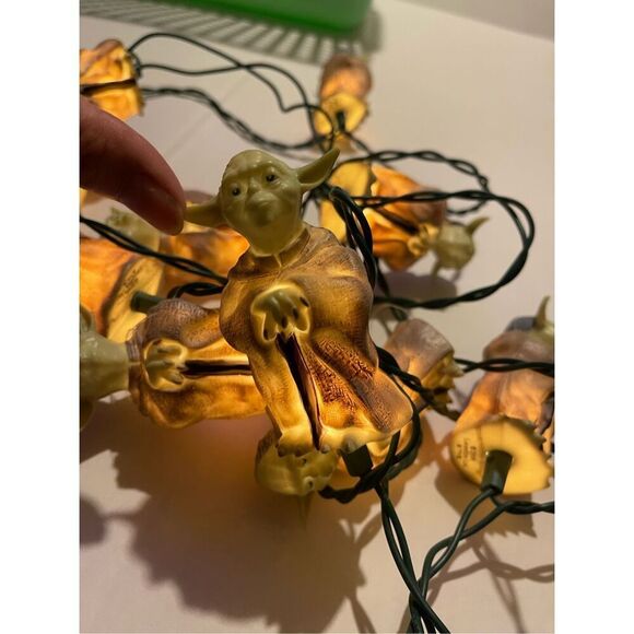 2006 Novelty String Lights Star Wars Master Yoda Outdoor/Indoor Green Wire 11ft - Picture 4 of 5